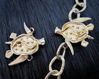 Gold Bronze Artisan Sea Turtle Chain Link and Connector (one)