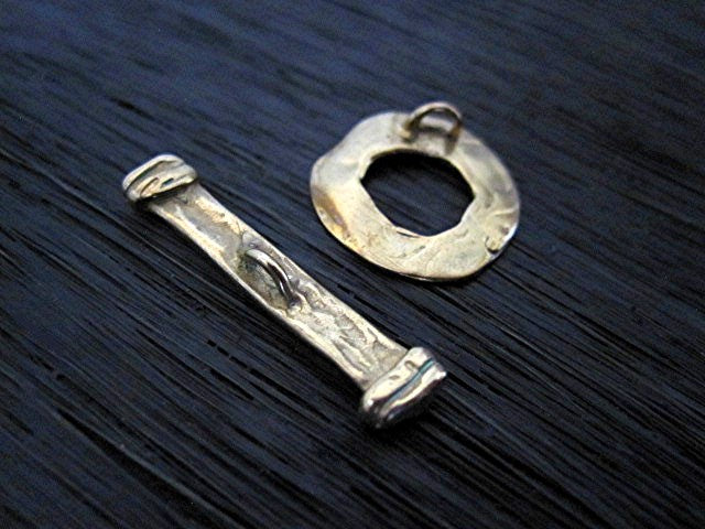 Rustic Artisan Gold Bronze Toggle Clasp (one set) (X)