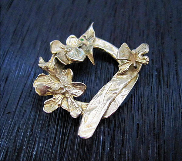 Artisan Gold Bronze Artisan Dogwood and Butterfly Toggle Clasp (one clasp)