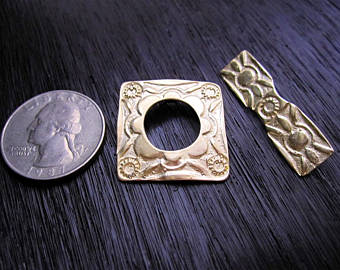 VDI Jewelry Findings Large Southwest Style Toggle Clasp in Gold Bronze