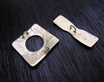 VDI Jewelry Findings Large Southwest Style Toggle Clasp in Gold Bronze